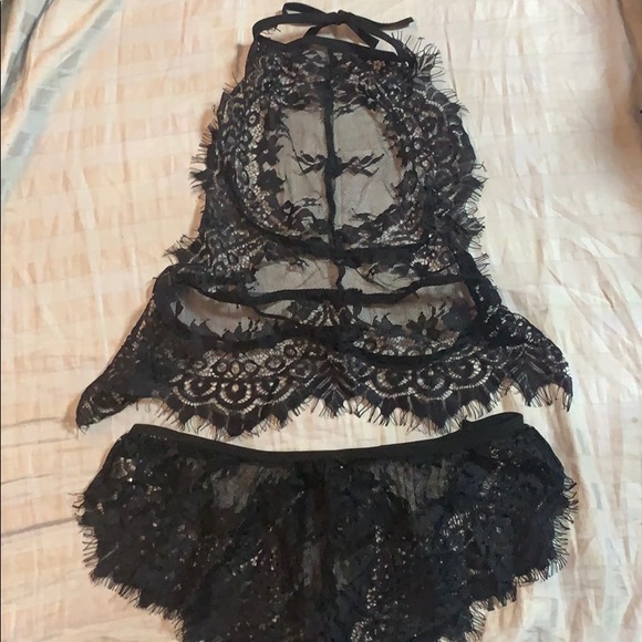 NWT Lace halter crop & boy short set - Picture 5 of 6